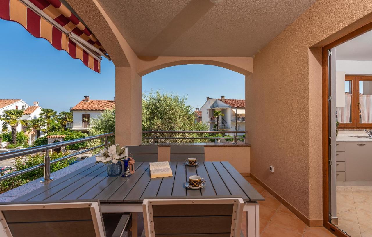 Apartments Villa Ana Poreč Zewnętrze zdjęcie