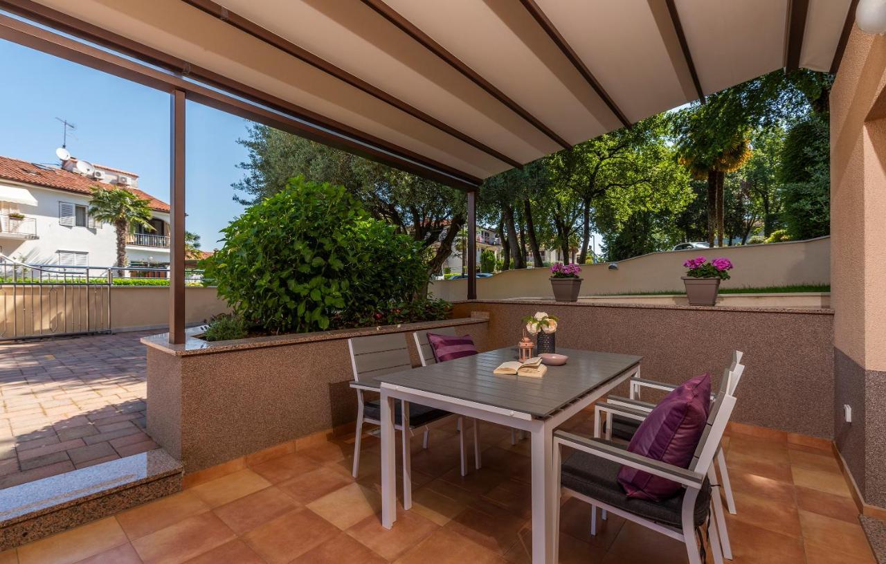 Apartments Villa Ana Poreč Zewnętrze zdjęcie
