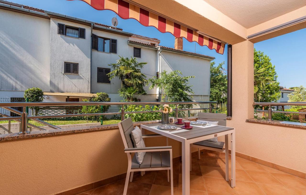 Apartments Villa Ana Poreč Zewnętrze zdjęcie