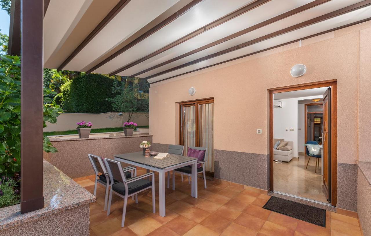 Apartments Villa Ana Poreč Zewnętrze zdjęcie