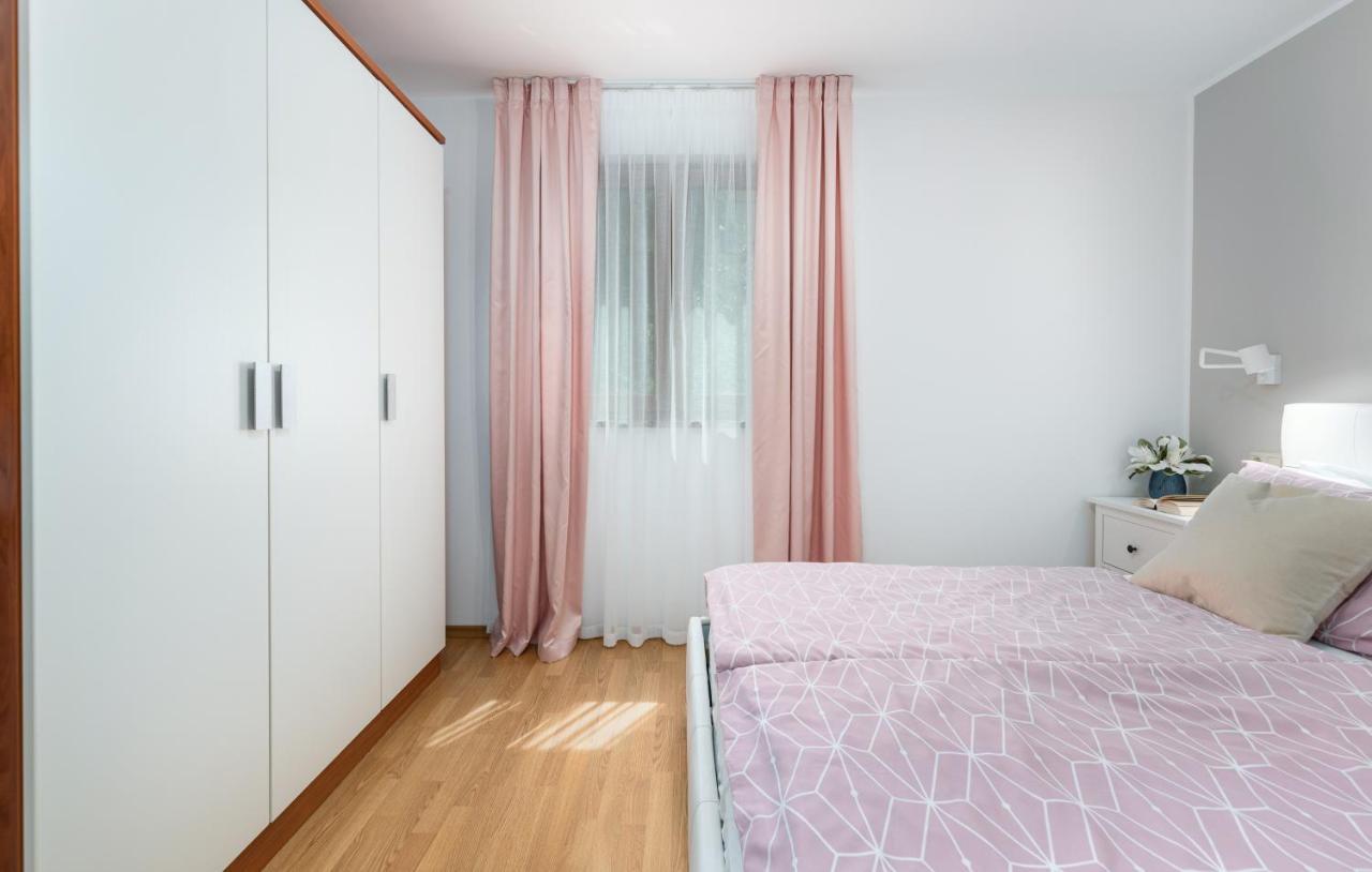 Apartments Villa Ana Poreč Zewnętrze zdjęcie