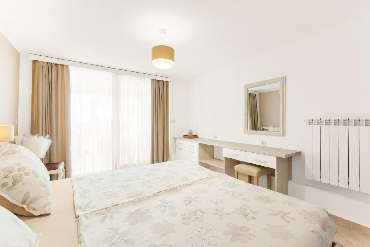 Apartments Villa Ana Poreč Zewnętrze zdjęcie