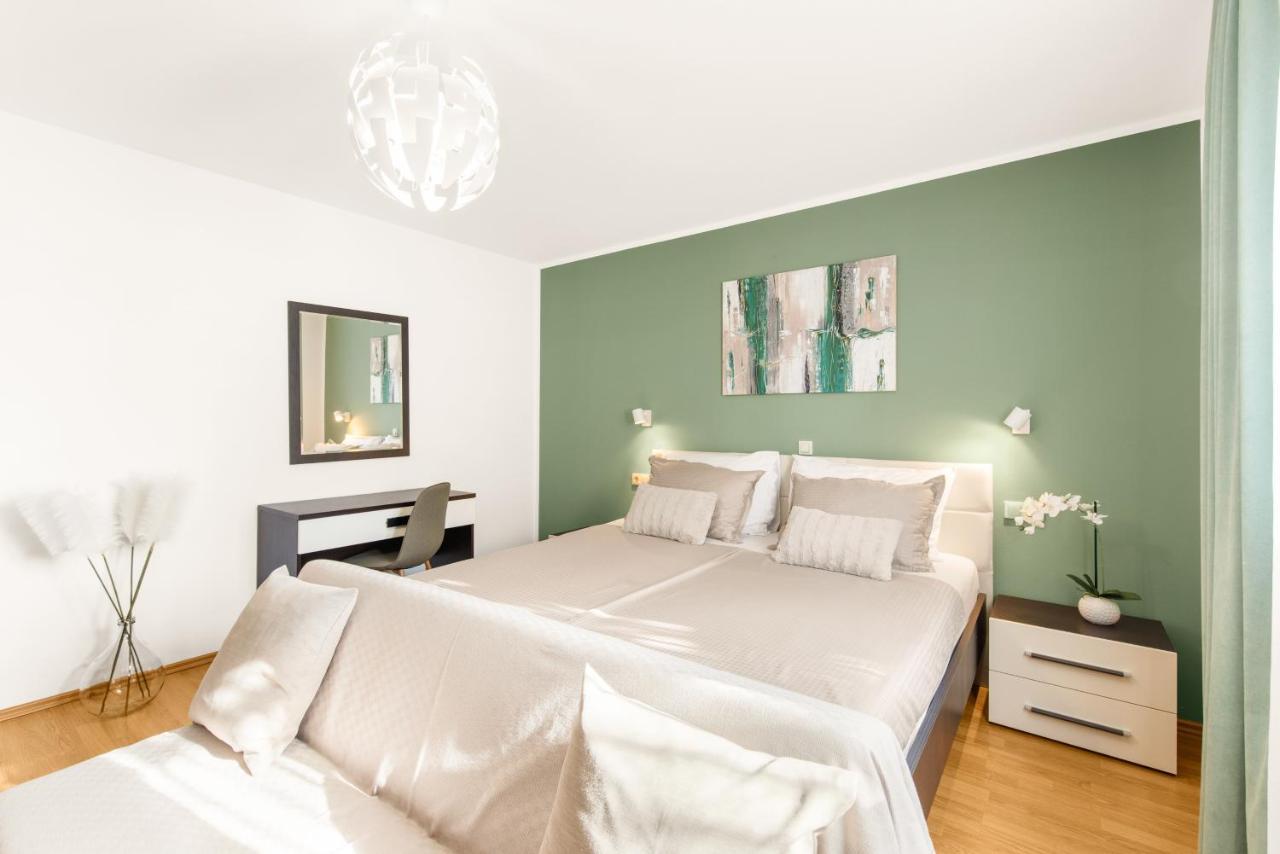 Apartments Villa Ana Poreč Zewnętrze zdjęcie
