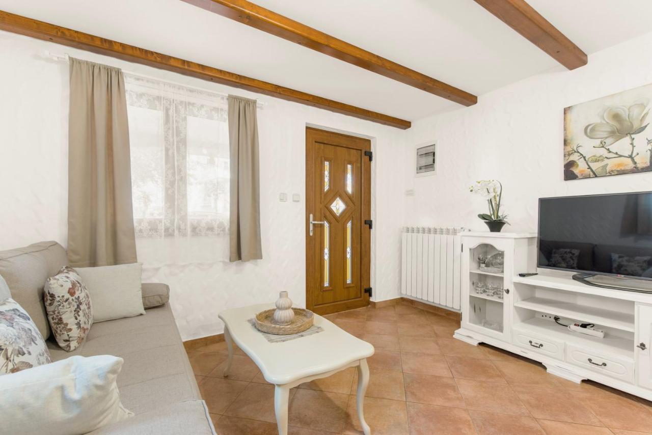 Apartments Villa Ana Poreč Zewnętrze zdjęcie