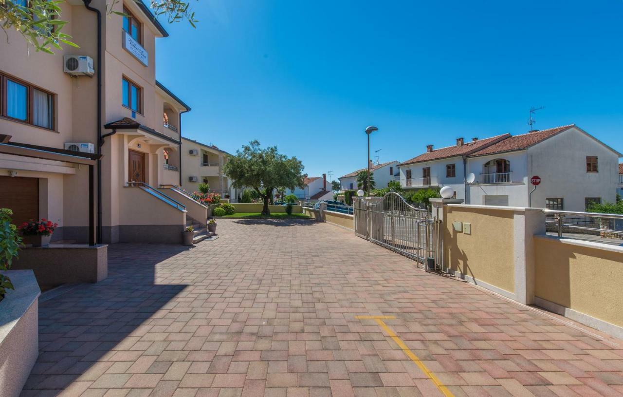 Apartments Villa Ana Poreč Zewnętrze zdjęcie